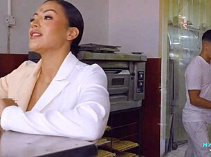 Mariana Martix Shares Baker's Cum Story