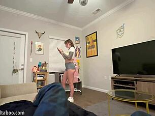 stepsis helps bro snap dick pic to ditch virginity