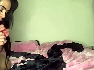 Busty BBW milf squirts from pussy play!