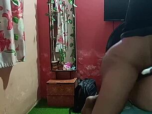 Curvy desi bhabhi's chut chudai contrasts with her innocent facade in hentai-inspired video