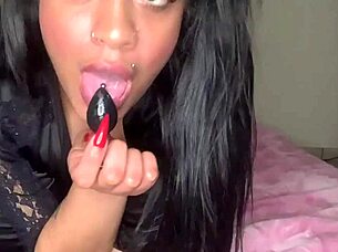 Busty BBW milf squirts from pussy play!