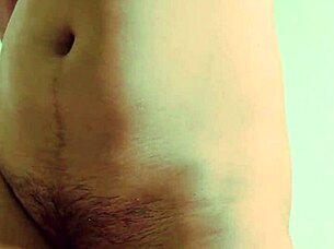 Viral videos of a hot desi teen girl.