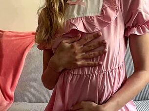 Accidental Pussy Rubbing!