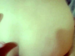 Caliento a mi novia por whatsapp y me da sentones.