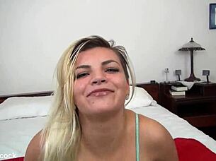 i fuked her quik in public wit big blak cock