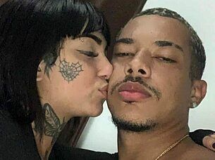 famous brazilian babe loses phone, leaks sexy vids with flamengo player 😏