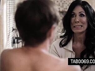 curvy babe with huge ass enjoys double penetration and squirts everywhere