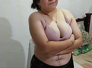 Use My Pussy Before Bathing And Cum Inside!