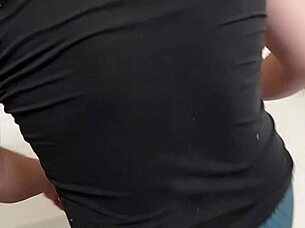 Fuck me in bed, cum inside my pussy?