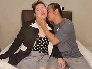 kabet ko si bea sa dorm bed with big pussy lips blowjob young homemade belly juicy amateurs