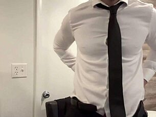 Roughly Fuck Asian Teen With Small Tits In Luxury Hotel