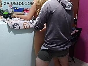 follandome a la madrastra culona en navidad?