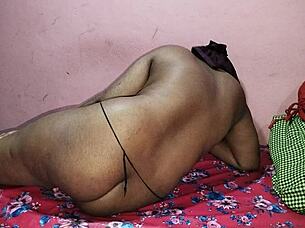 Jonpur Aunt Gets FUCKED by Bihar Brother!