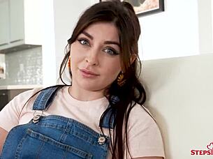 Keira Croft gets hammered hard by Alex Jett after seduction!