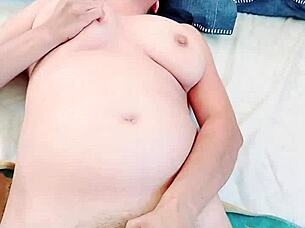 Latina beauty masturbates with huge dildo, cums twice