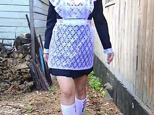 i love this exclusive pissin girl compilation, housewifes pissin on the street and squirting from g spot stimulation, it's so wet!