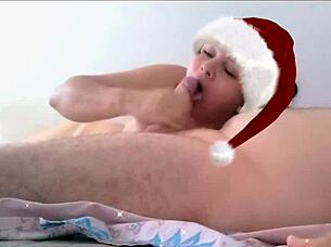 Asian maid sucks lollipop and gets hot cum 😋