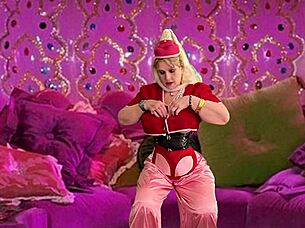 i granny jeannie gettin magical orgasm from dildo fuckin