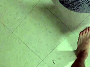 I fucked my Tinder date with her big ass.