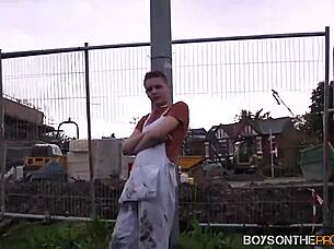 i love getting sucked off by two hungry twinks like josh jared