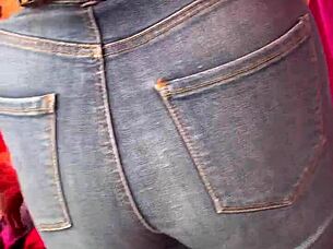 Culona en el tianguis mexico