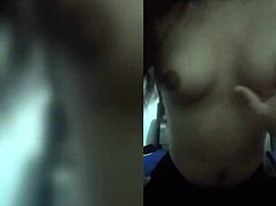 Natural tits and big pussy 18-year-old in homemade anal scene