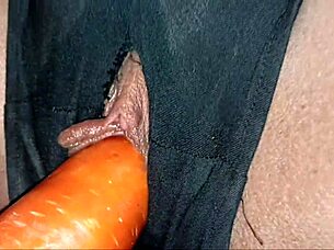 Nahá mladá drká velký pták technika až k orgasmu