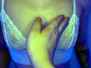 Teen 18+ Discovers Her First Blowjob With Mykinkydope