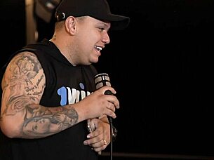 interview gone wild, i masturbate and squirt in public