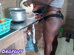 chocolates pussy discreet home