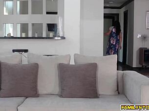 Step Dad Licks Jade Wilde's Pussy 😍