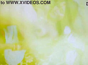 i saw bhabhi's hot body and fucked her