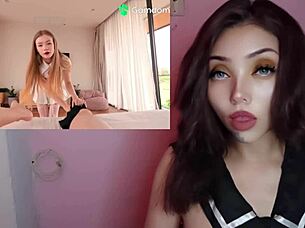 Primera Vez Anal Para Su Pequeña Hermanastra Con Masturbación