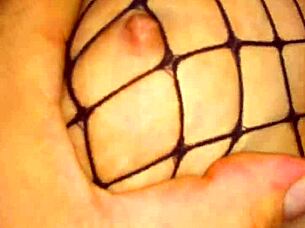 Beautiful Fitness Babe Gets ASSFUCKED in DOGGYSTYLE Close-Up