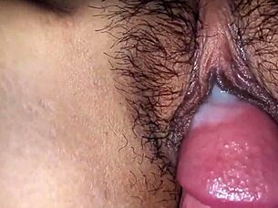 Creampie Overflow In Cuckold Scene