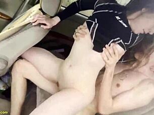 Teen Couple Fucks Wildly In The Car With Deepthroat And Doggystyle