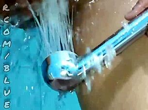 I show my pussy for you, dirty or clean? 😏