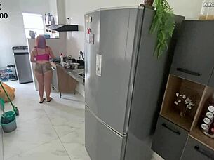 lonely housewife moans, 'give me that facial!' in passionate quickie sex