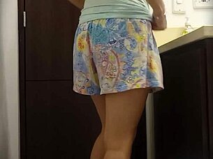 Hot Big Tits College Roommate With Wet Shaved Pussy Loves Riding Tight Pussy After Classes