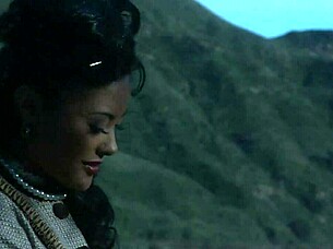 Taylor Rain dives into raw anal sex with hairy beaver 😈