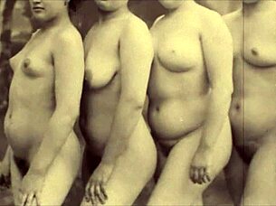 Vintage lesbians diving into hairy pussies