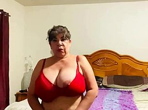 babyluna939's first lesbian scissoring with cousin licking pussy feat nenamalaatr