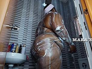 i'm mara exotic, getting wet in the shower with my ebony nigerian man, doggystyle fuck feels so good...