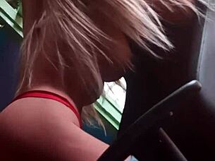 Outdoor Public Anal with Sexy Loirinha Sex Toy