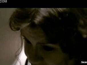 i'm obsessed with sarah paulson and lindsay pulsipher in american horror story