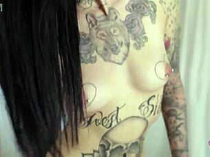 Nikki Hearts Eats Leigh Raven's Pussy