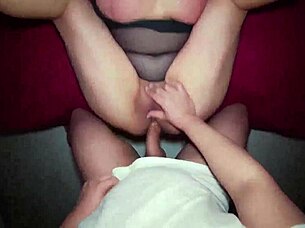 Tolong tuan, pukul bontot aku keras dalam realiti mentah!