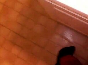 Evilyn Jezebel in bondage gets anal fuck with wet orgasms