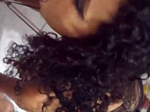 i see this brunette flashing