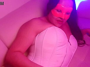 In this bar, the waitress offers her pussy for money, knowing the hidden room secret